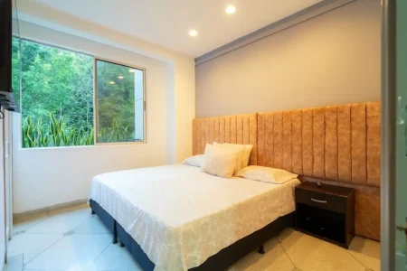 pablo-escobar-penthouse-medellin-bedroom-8-(41)